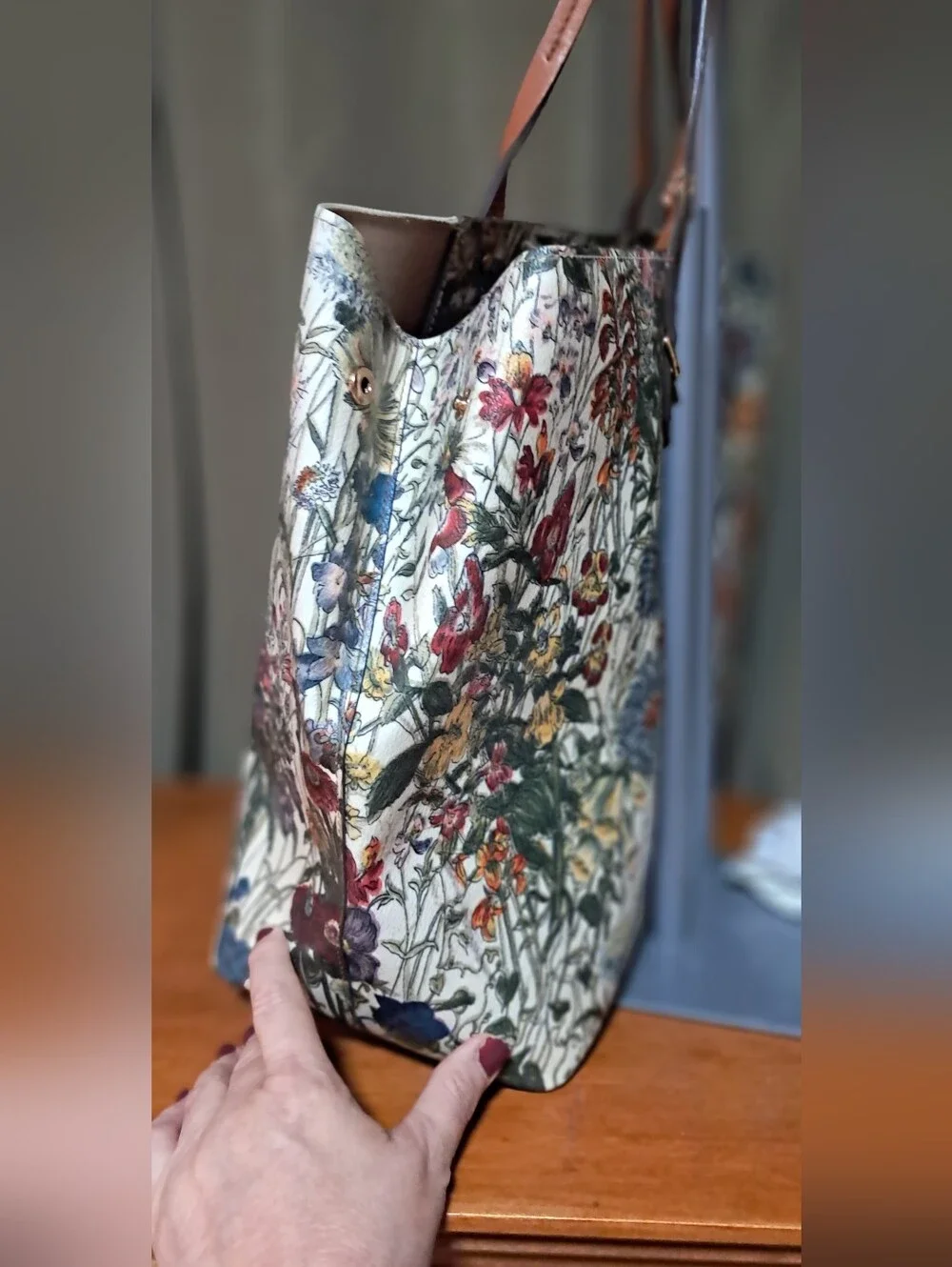 TORY BURCH Floral Print Tote and Pouch Set with Tan Trim